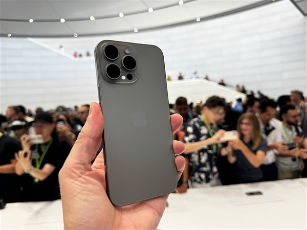 賭波：iPhone 16系列开启预购：百亿补贴严阵以待 价格要破发