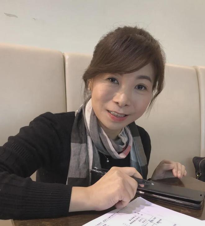 賭波：「性治疗室」里的00后，男多女少