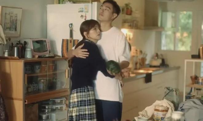 賭波：「性治疗室」里的00后，男多女少